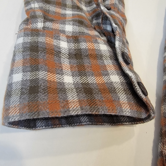 Treasure & Bond Trim Fit Soft Flannel Double Pocket Shirt Size Small - Picture 4 of 14